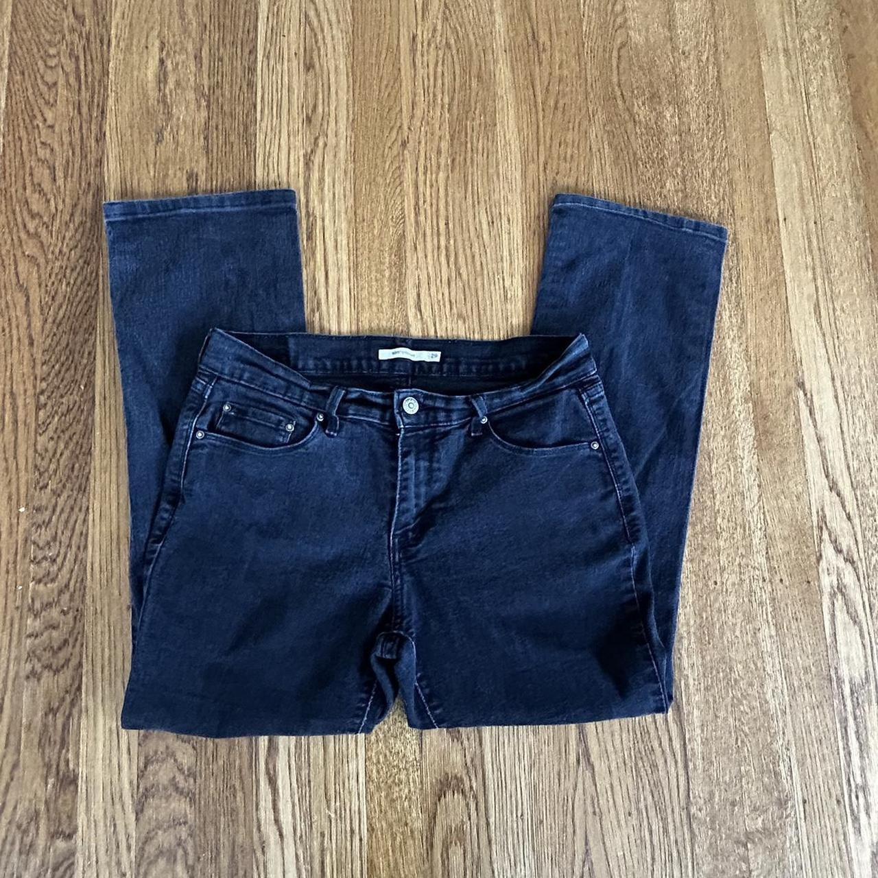 item listed by natashiiita