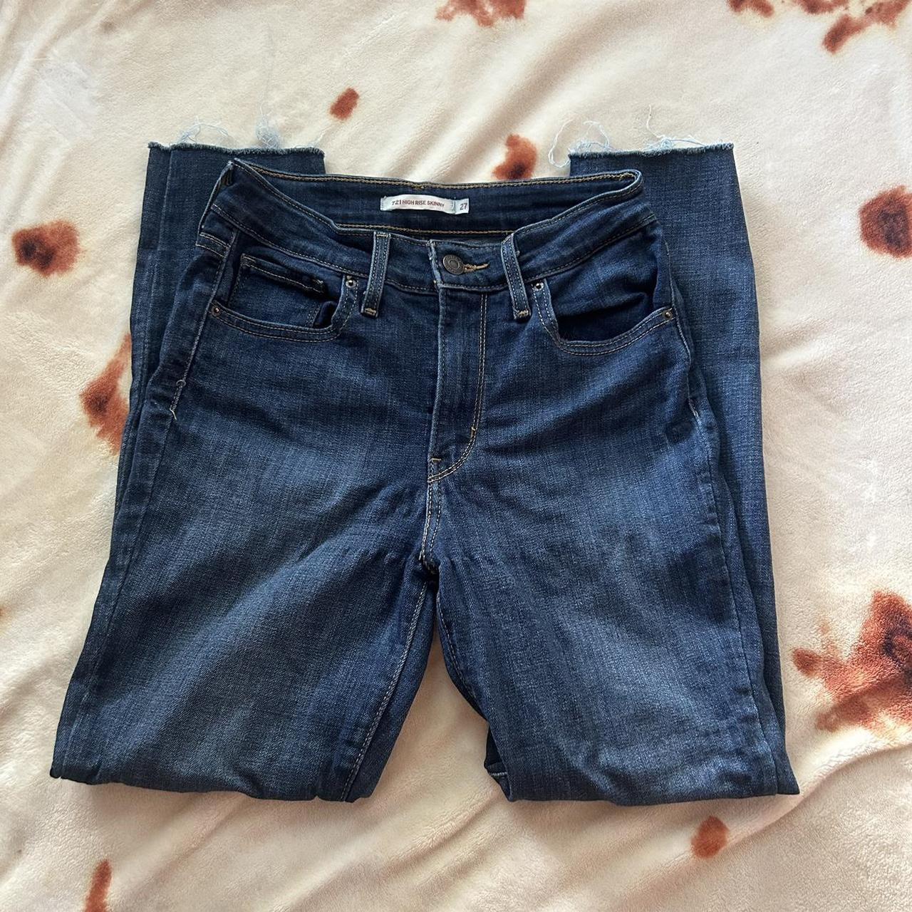 item listed by natashiiita