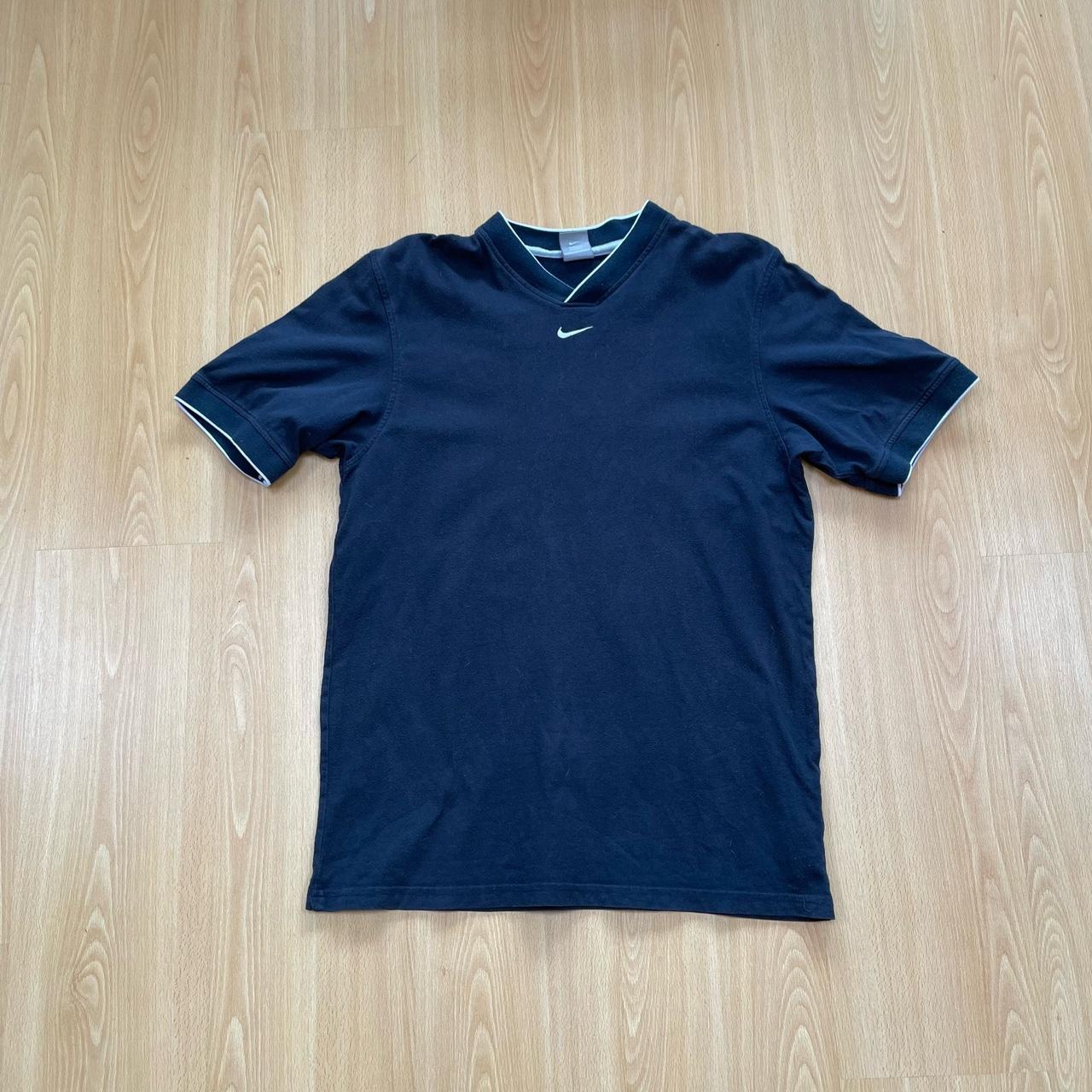 Nike Men's Navy T-shirt | Depop