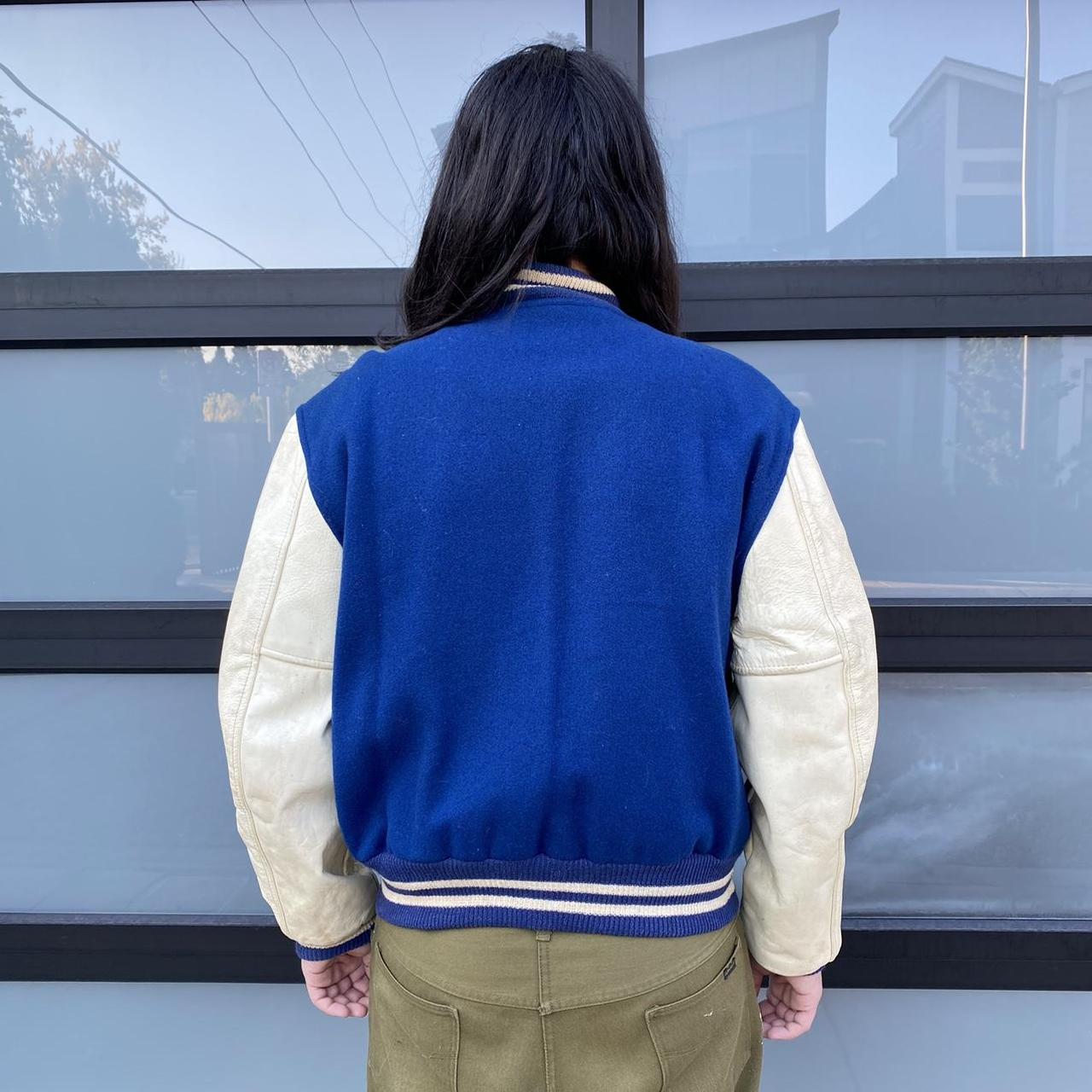VINTAGE VARSITY JACKET FITS LIKE ML NO TAG BUT... Depop