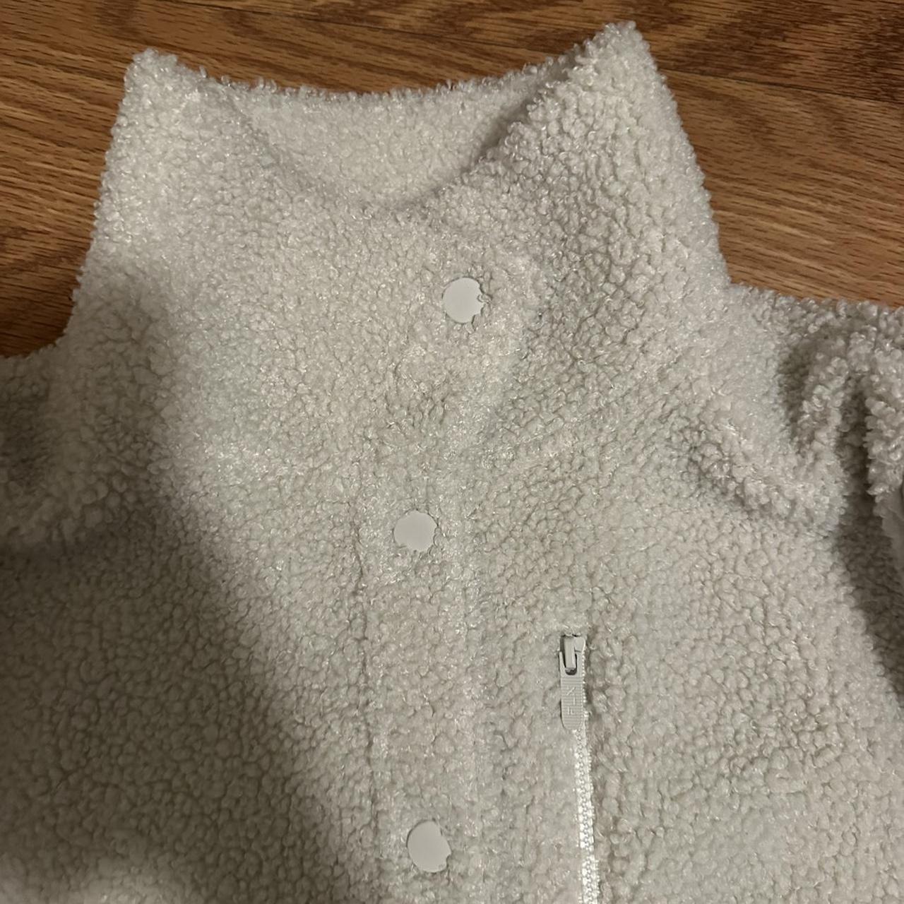 Women's White and Cream Jacket (5)