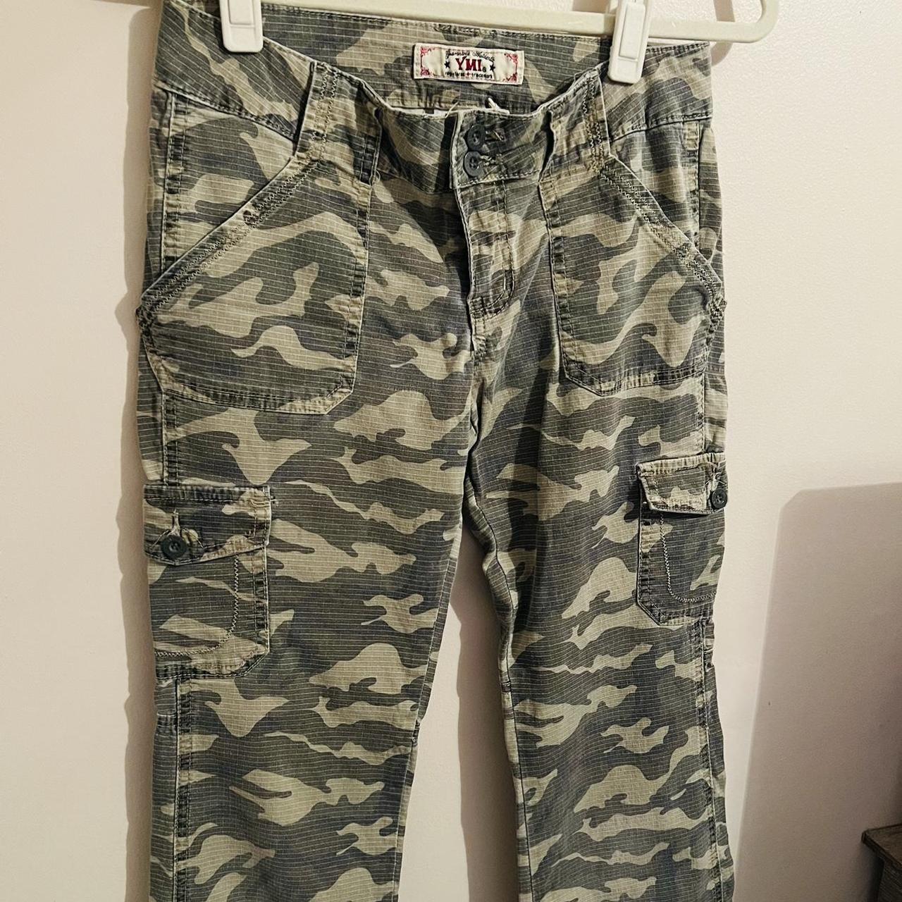 YMI Jeans Women's Green and Khaki Trousers Depop