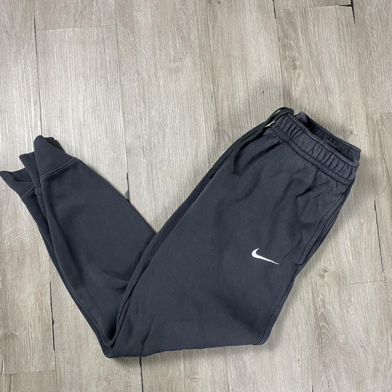 Vintage Nike sweatpants In great condition no... - Depop