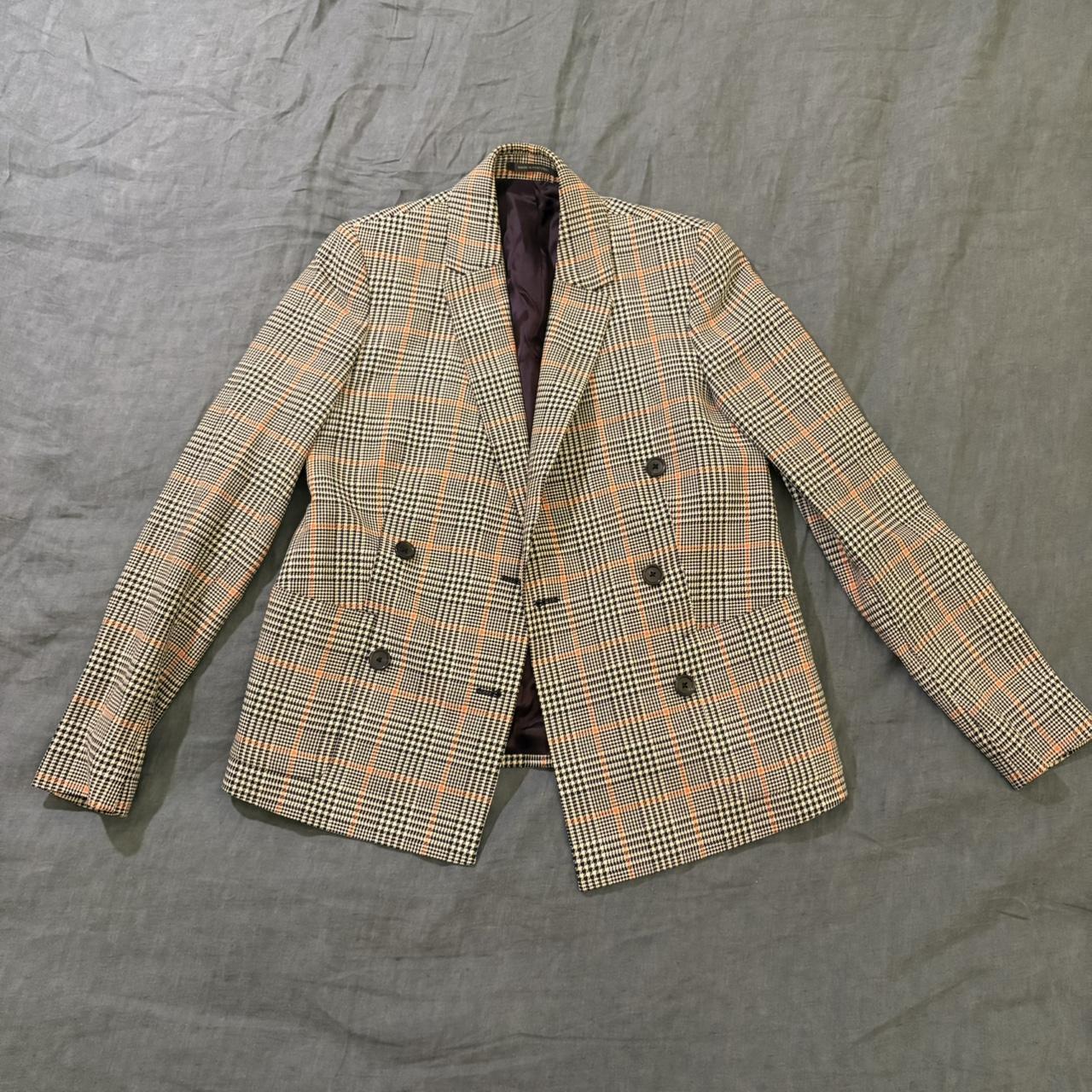 item listed by solaroseceline