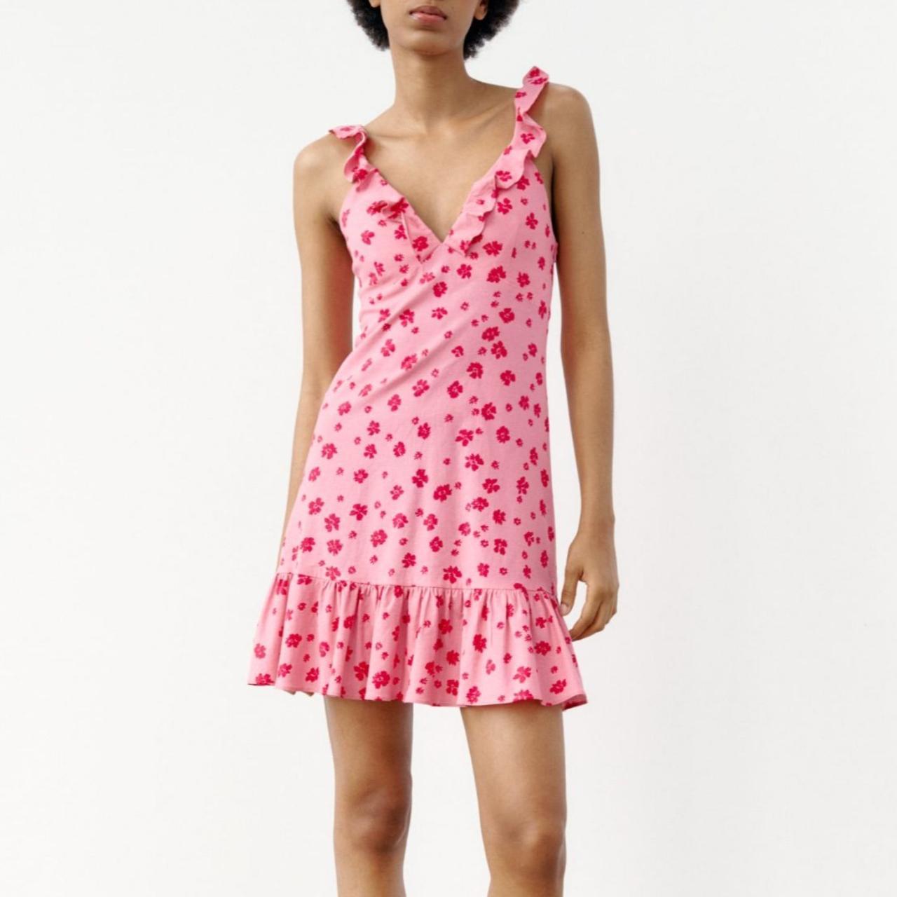 ZARA RUFFLED PRINTED DRESS 8372/102 size M armpit... Depop