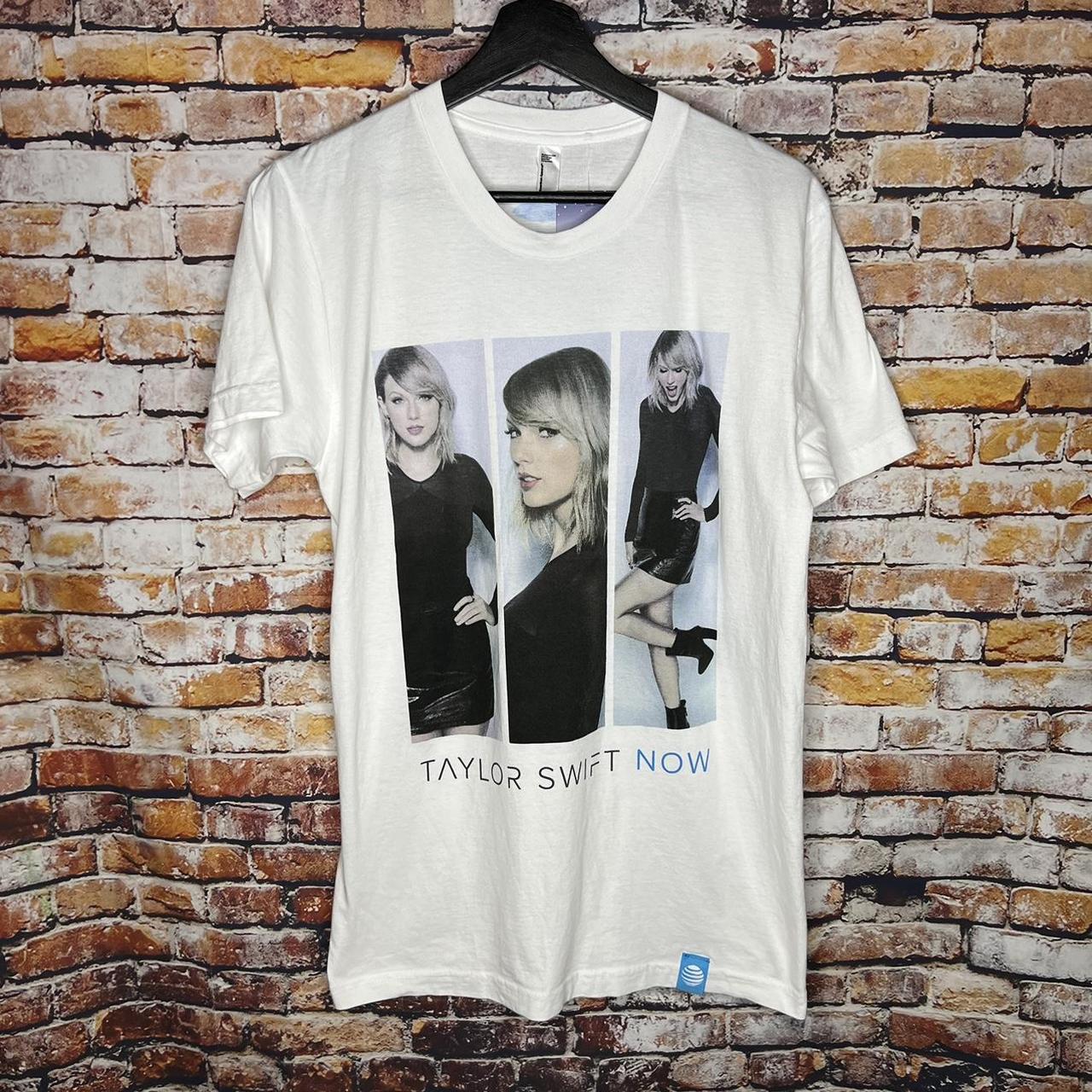 Taylor Swift 2010 Now Tour T Shirt, Size: M...