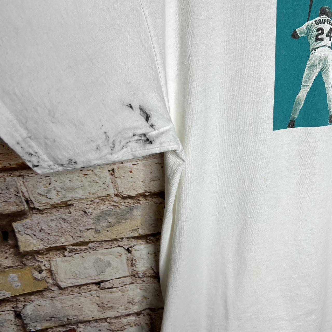 Vintage Nike Ken Griffey Jr Grey Tag Cause And effect T Shirt