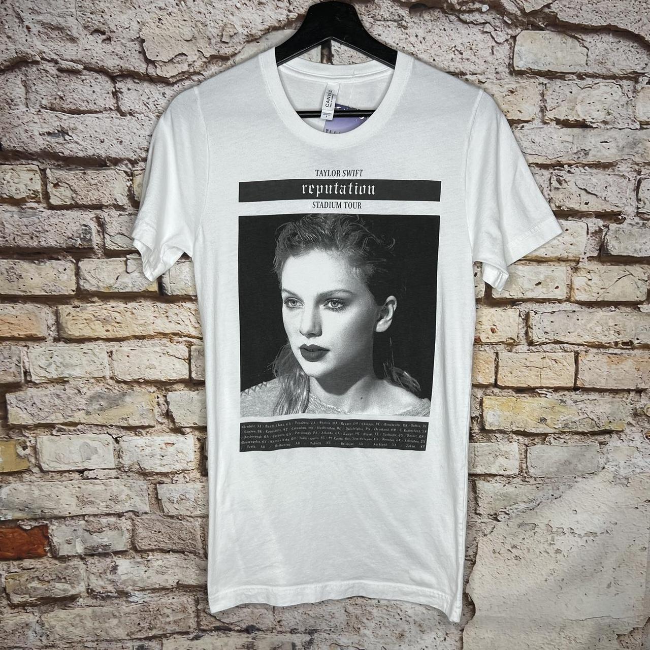 Taylor Swift Reputation Stadium Tour T Shirt Size:... - Depop