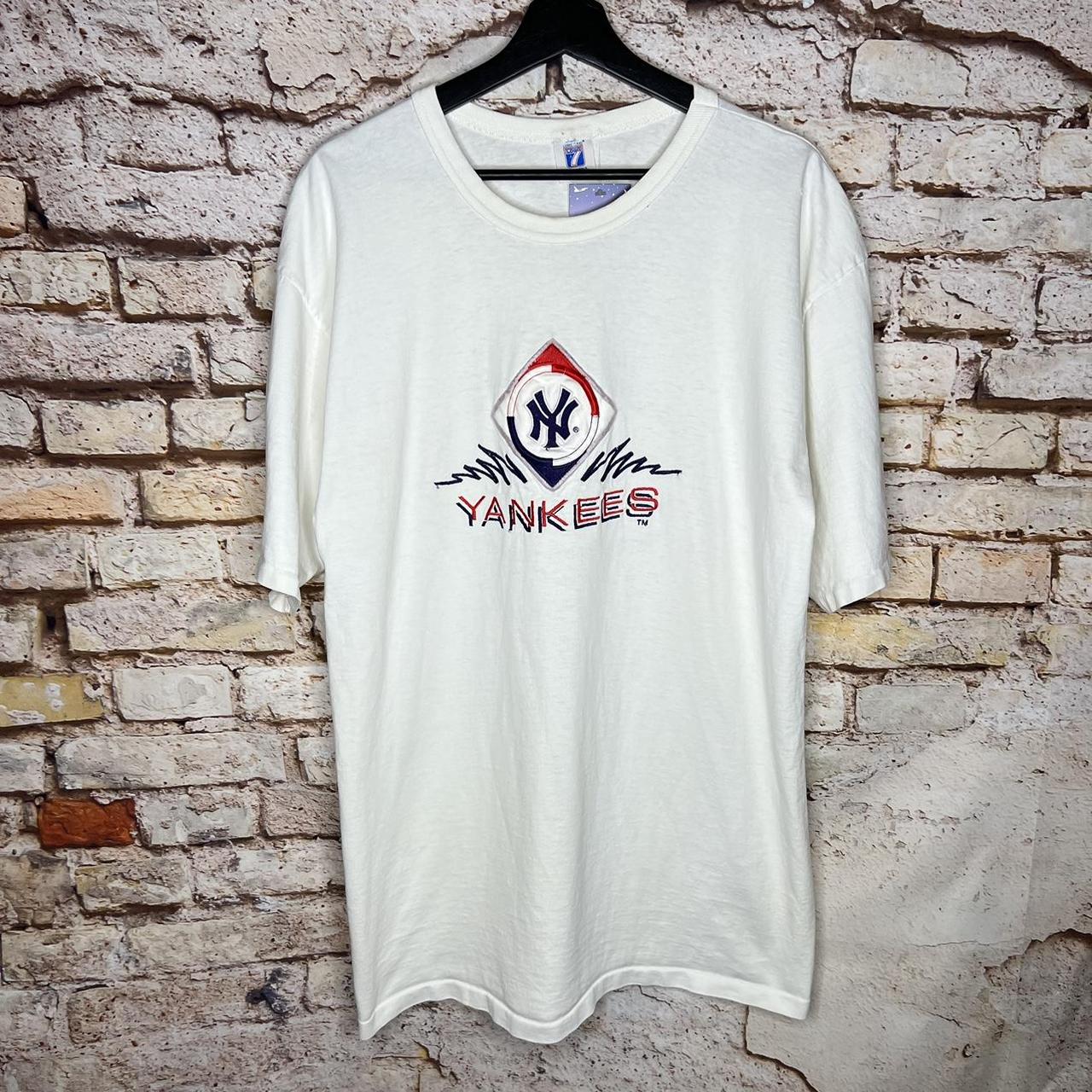 Cleveland Indians T Shirt Men Large MLB Baseball Vintage 80s Wahoo