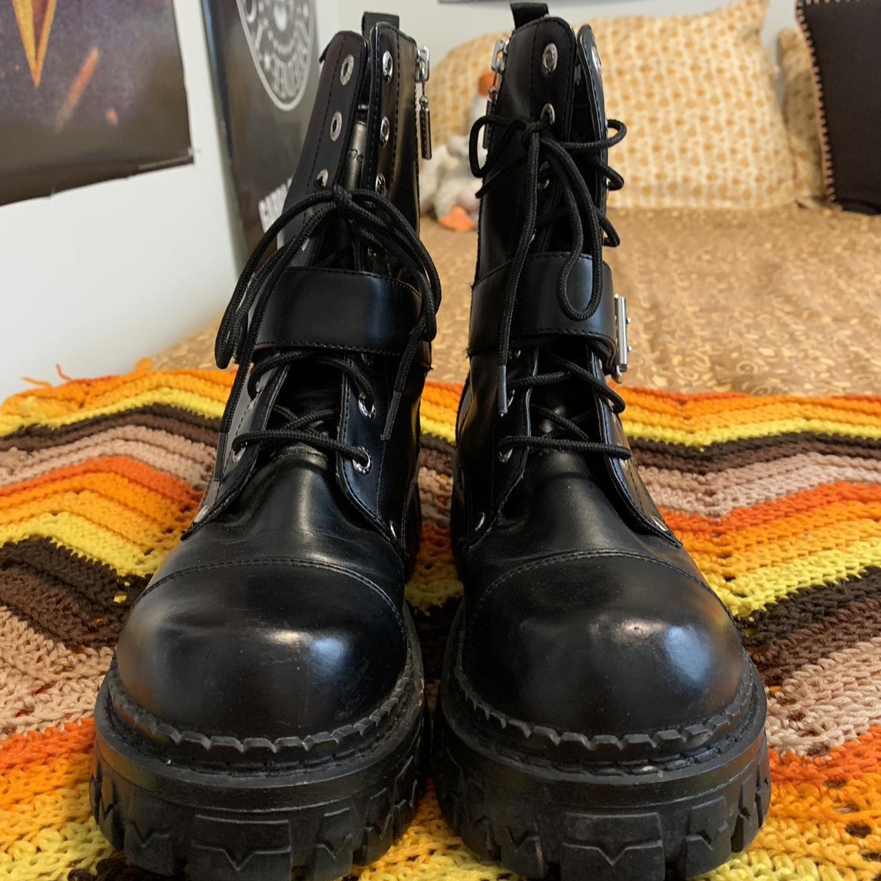 BONGO 90s/Y2K platform combat boots with a lug... - Depop