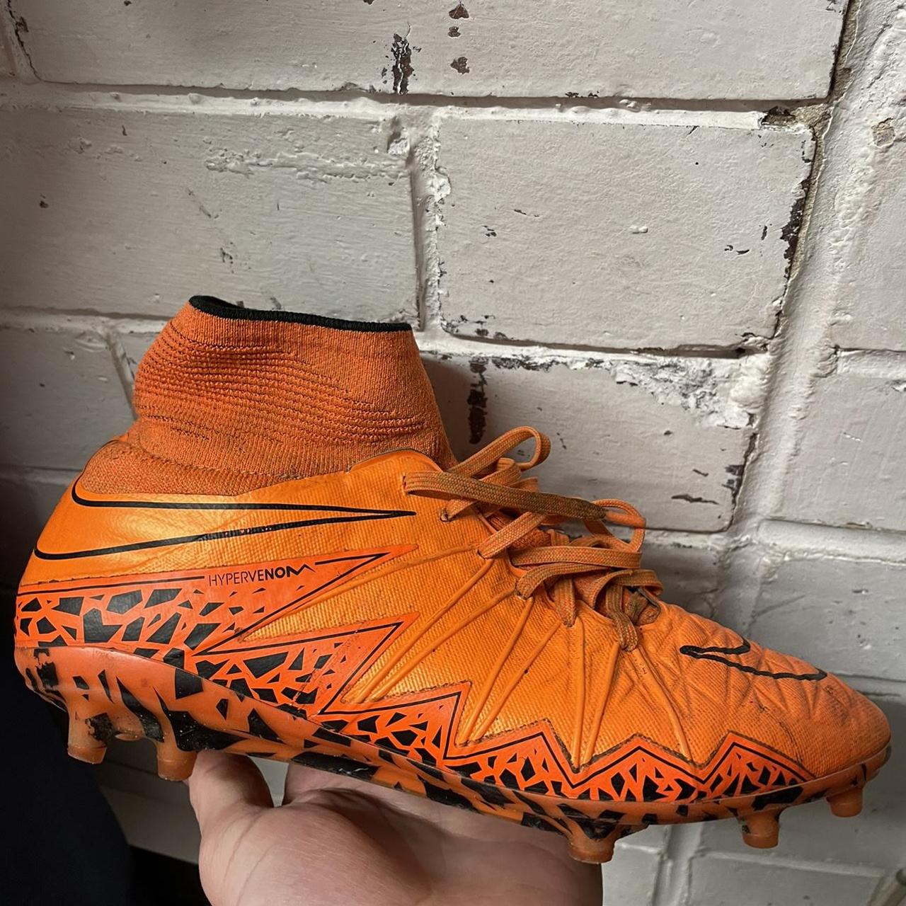 Nike Men's Orange and Black Footwear Depop