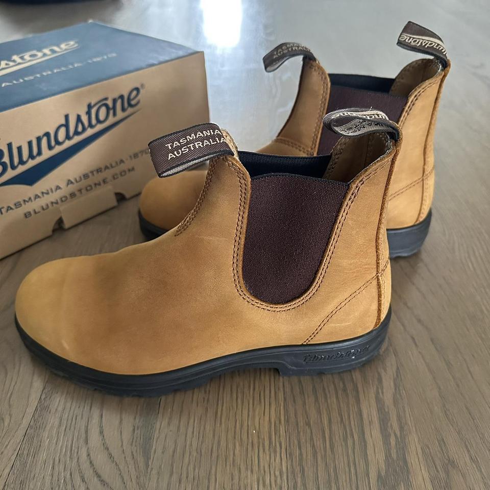 Blundstone style 561. Crazy horse premium Depop