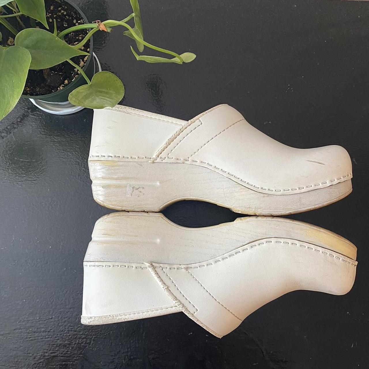 Dansko Women's White Clogs Depop