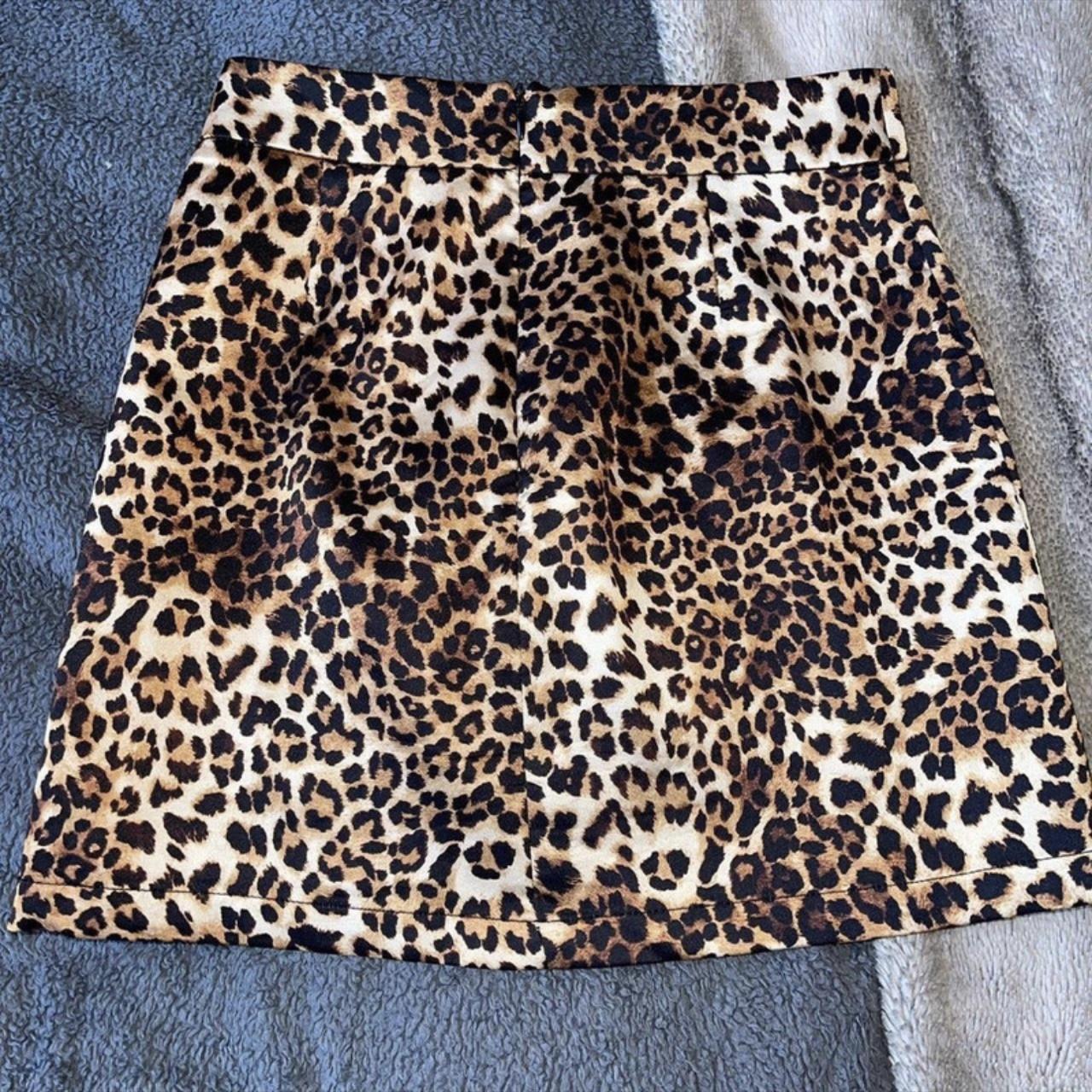 Bershka Women's Skirt | Depop