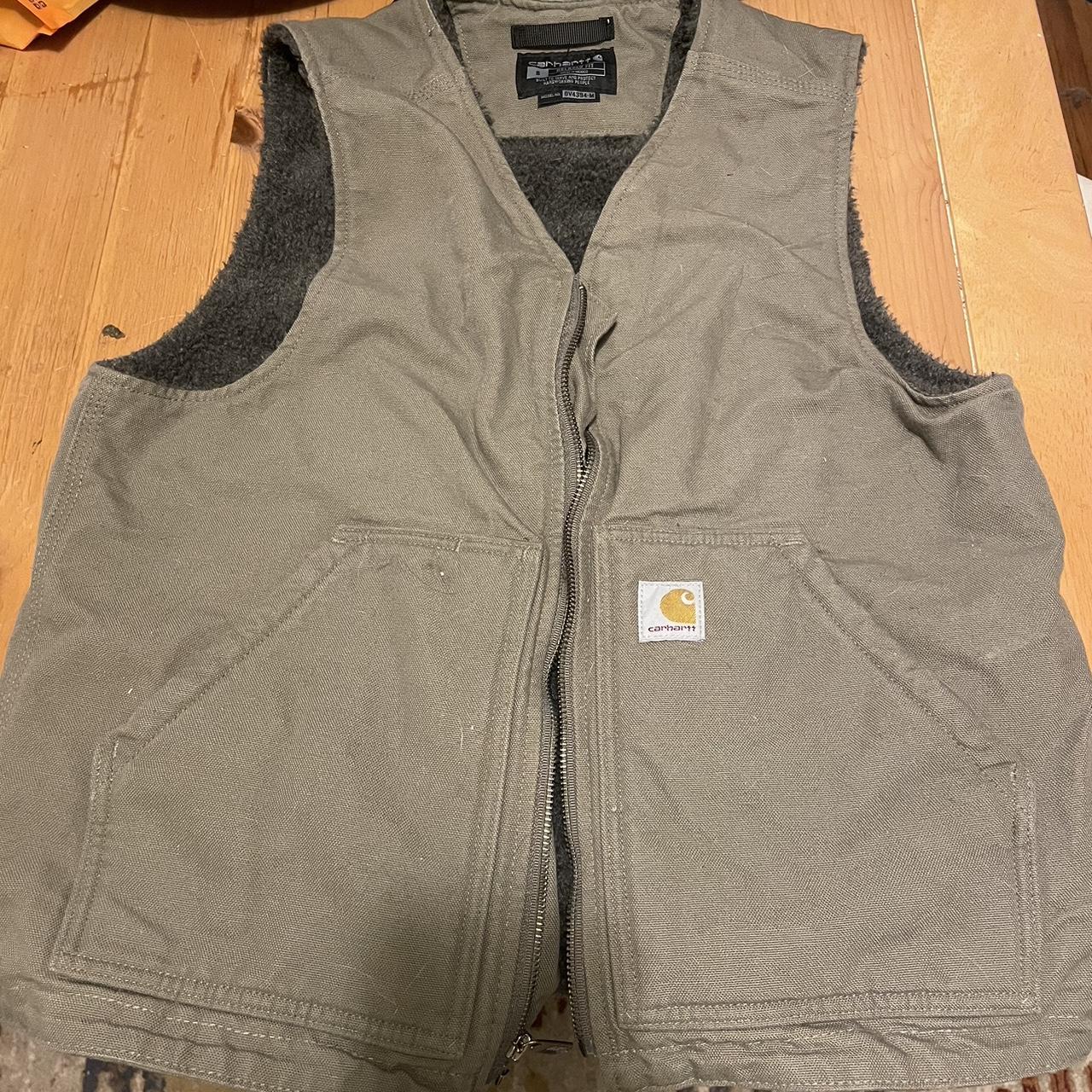 Carhartt Men's Gilet | Depop