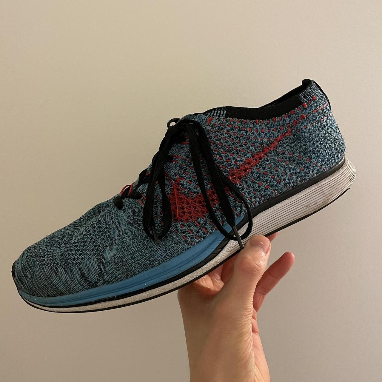 mens nike flyknit racers