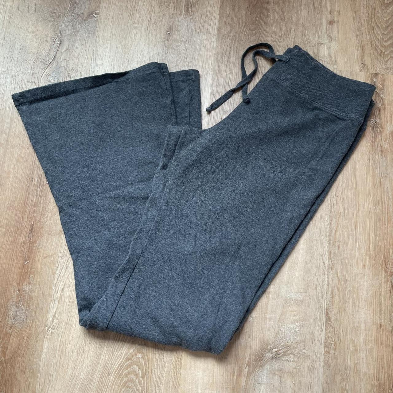 NWOT charcoal gray hilary yoga pants Depop