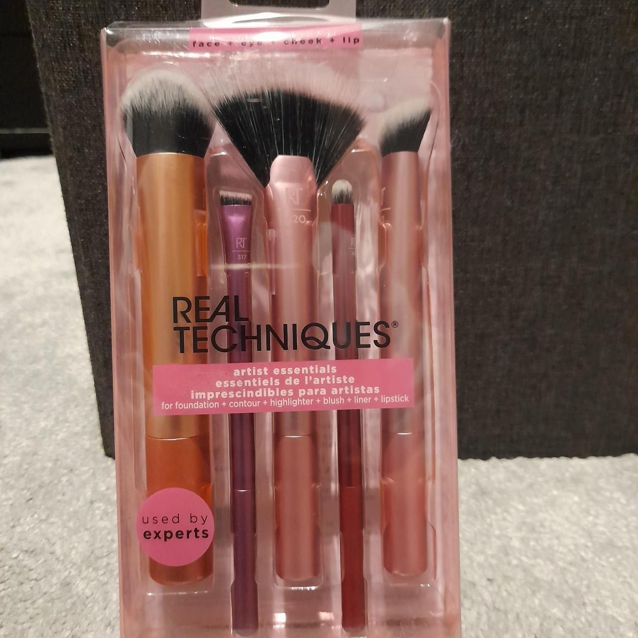 Brand New Real Techniques make up brushes.... Depop