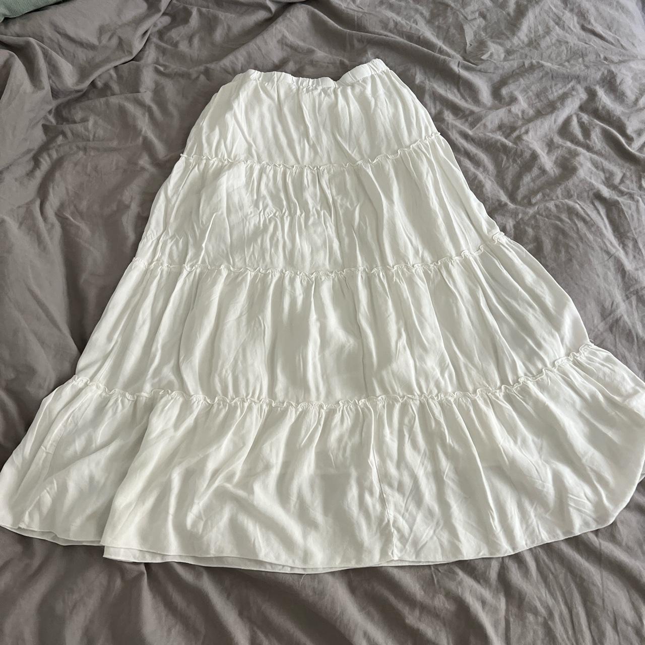 Brandy Melville Izzy Skirt Maxi white flowy skirt... Depop