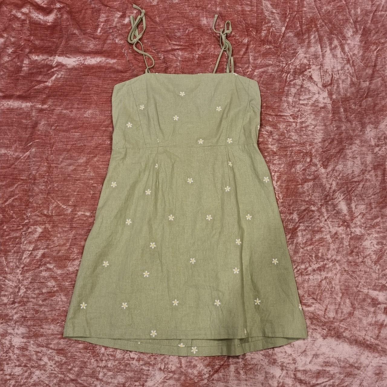 Ghanda green daisy dress size L. Linen/cotton. Only... Depop