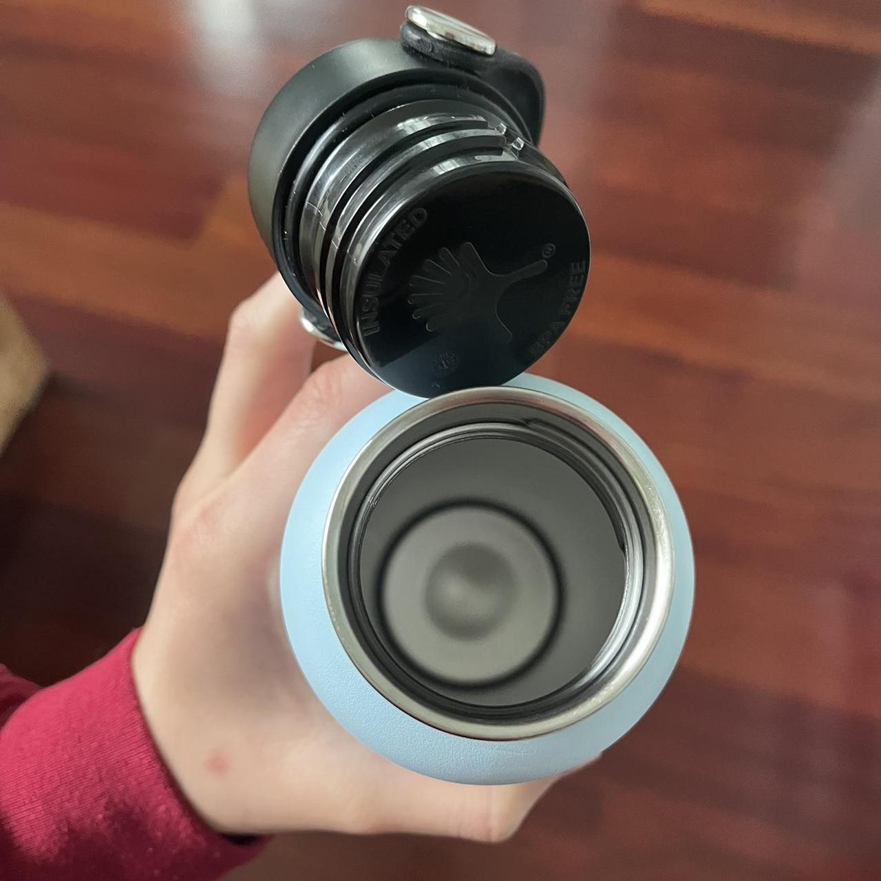 black 21 oz hydroflask - Depop