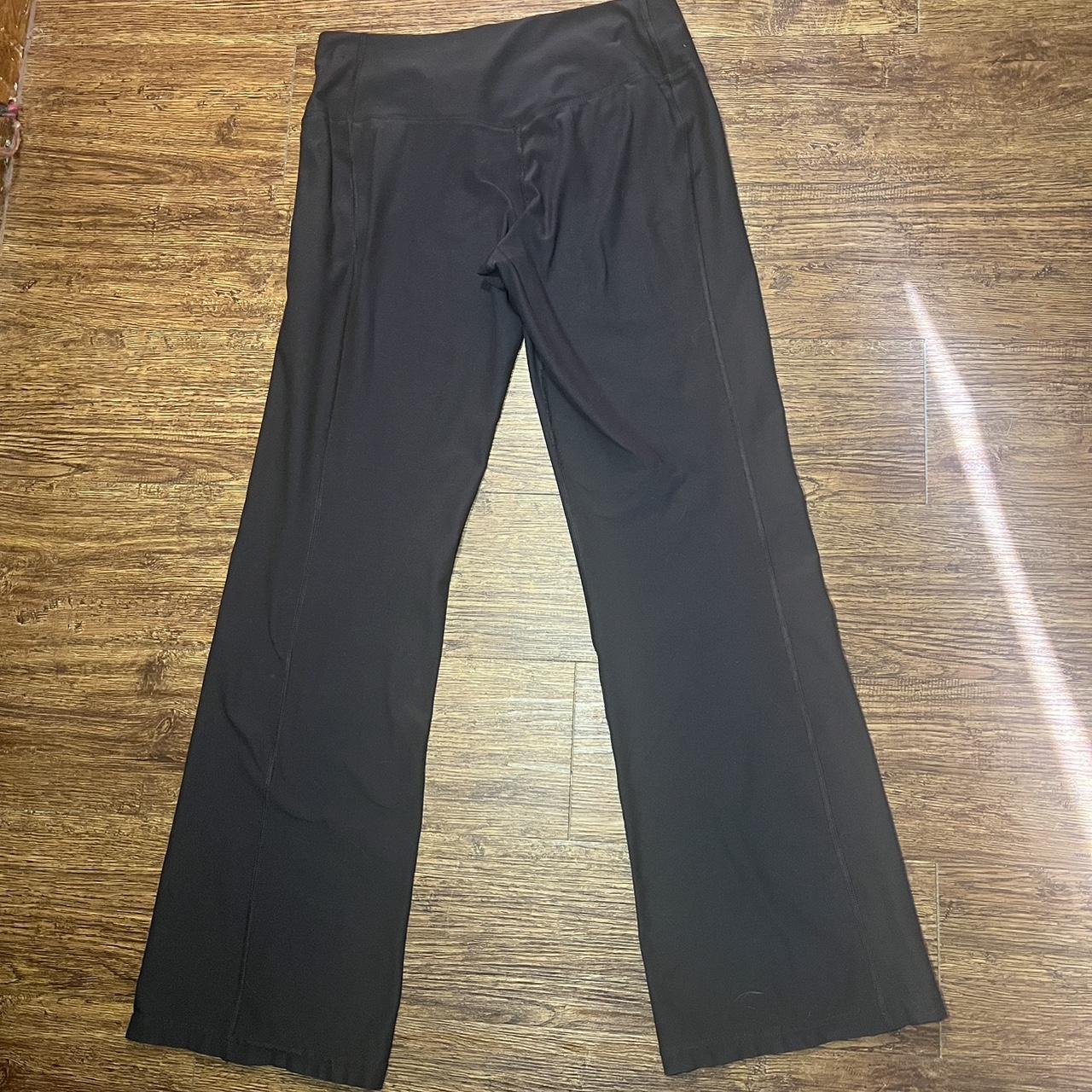 Nike leggins XL 92% polyester 8% SPANDEX - Depop