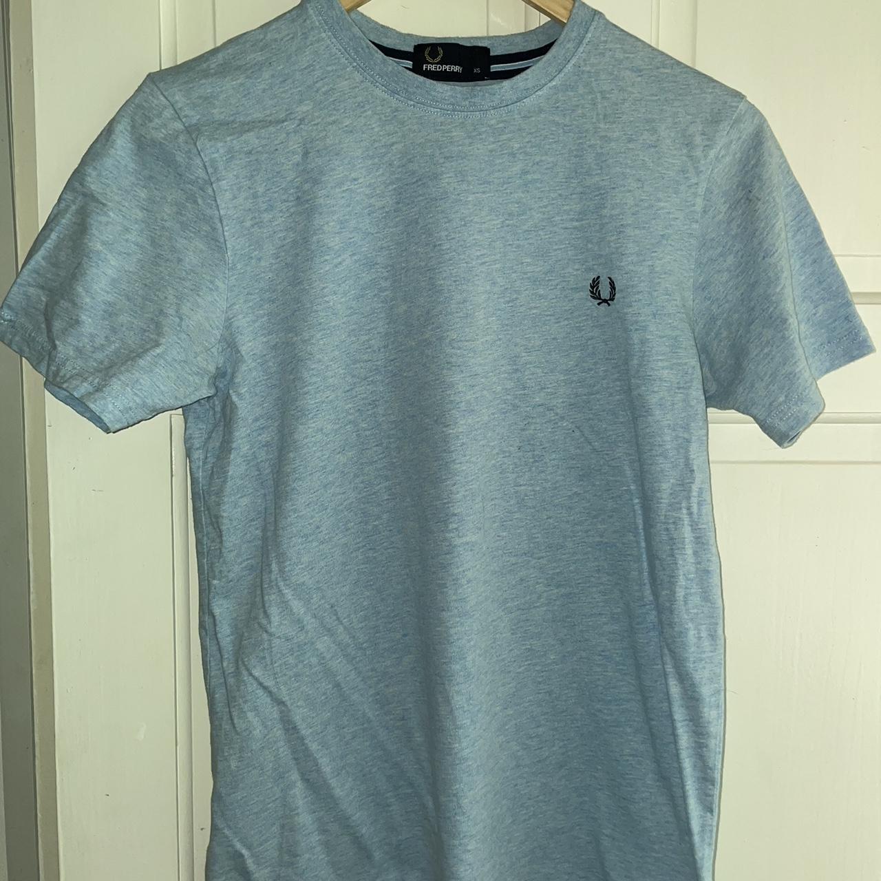 Blue Fred Perry t-shirt #fredperry #blue #t-shirt - Depop