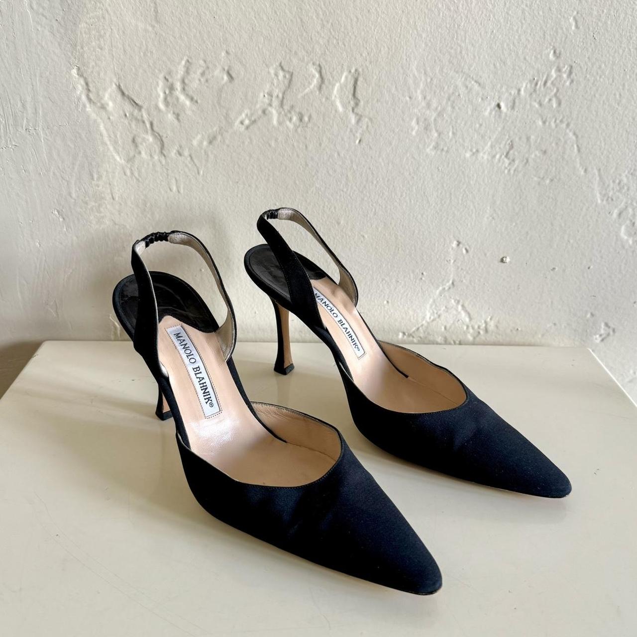 manolo blahnik mid heel