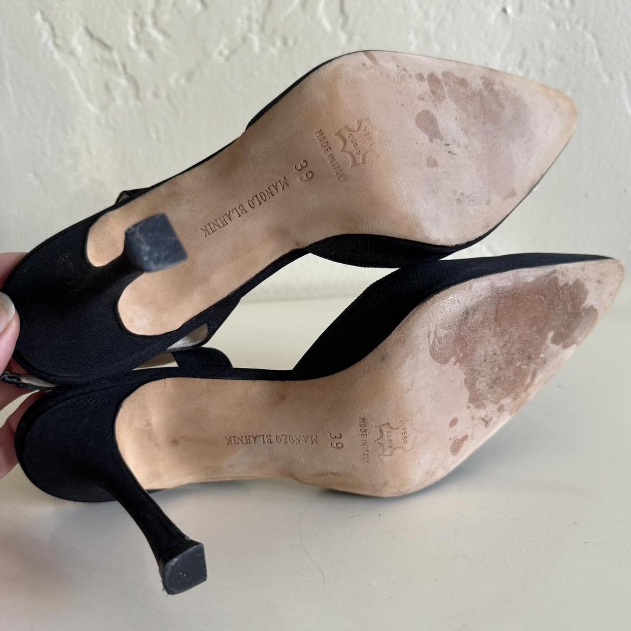 manolo blahnik mid heel