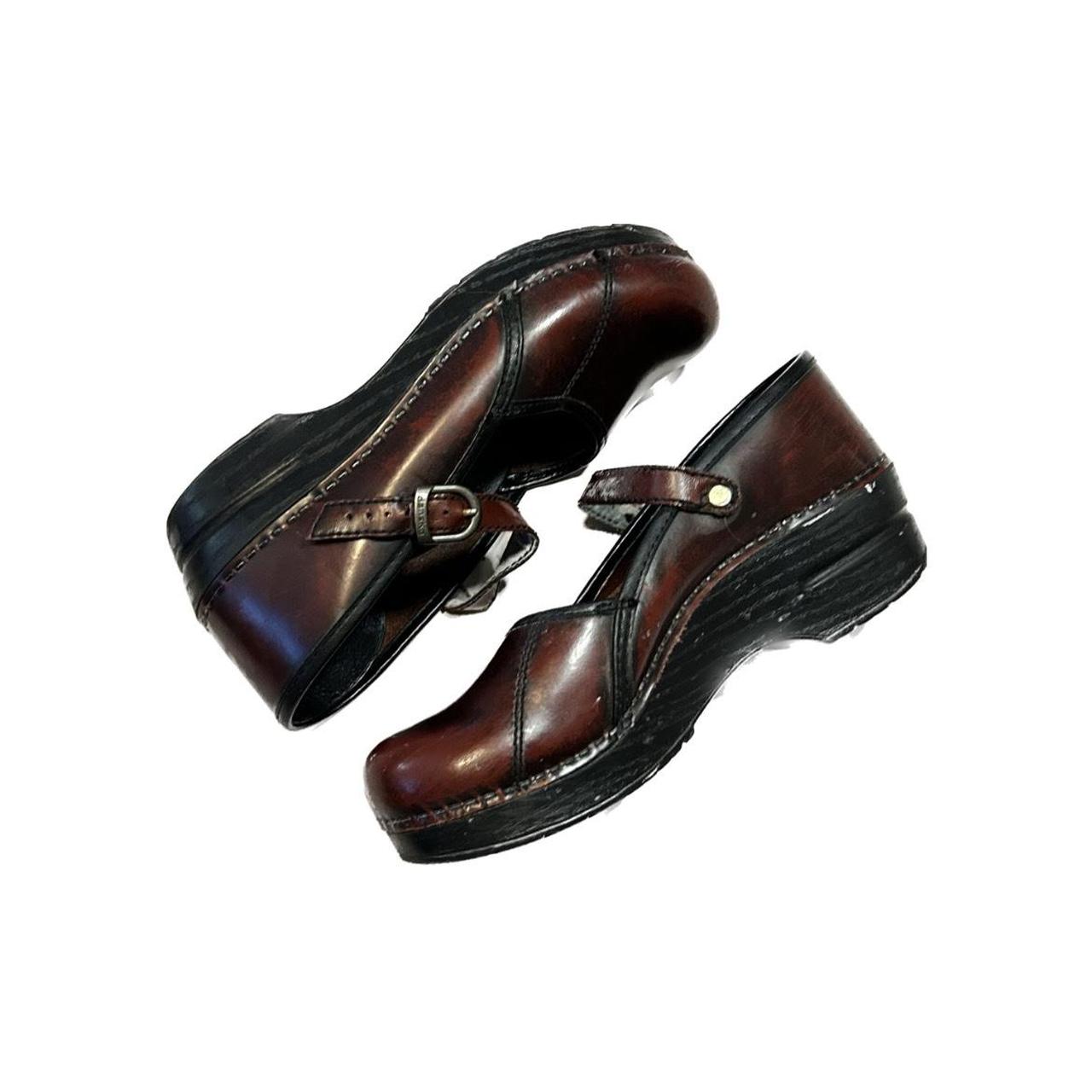 dansko maroon clogs