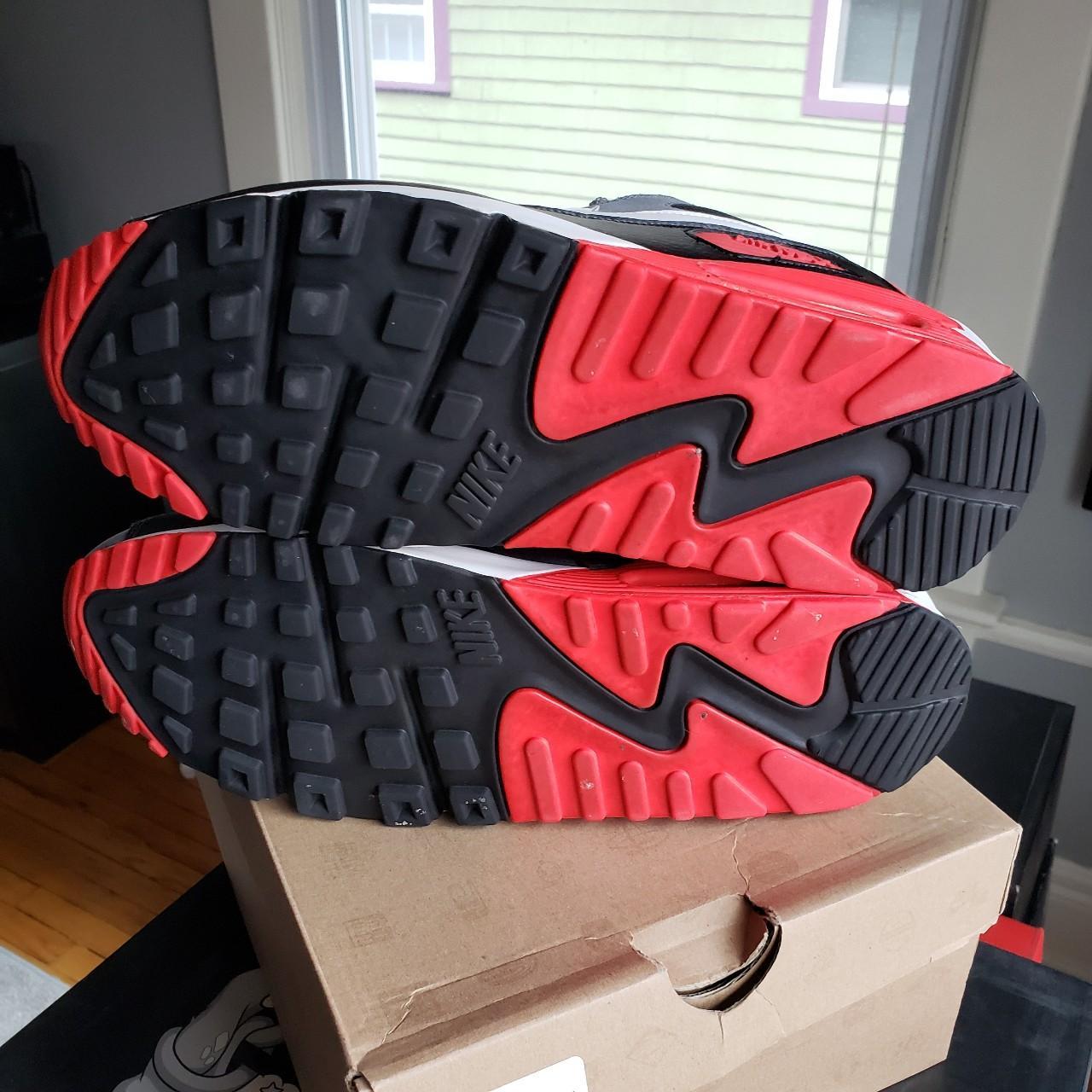 mens red nike air max trainers