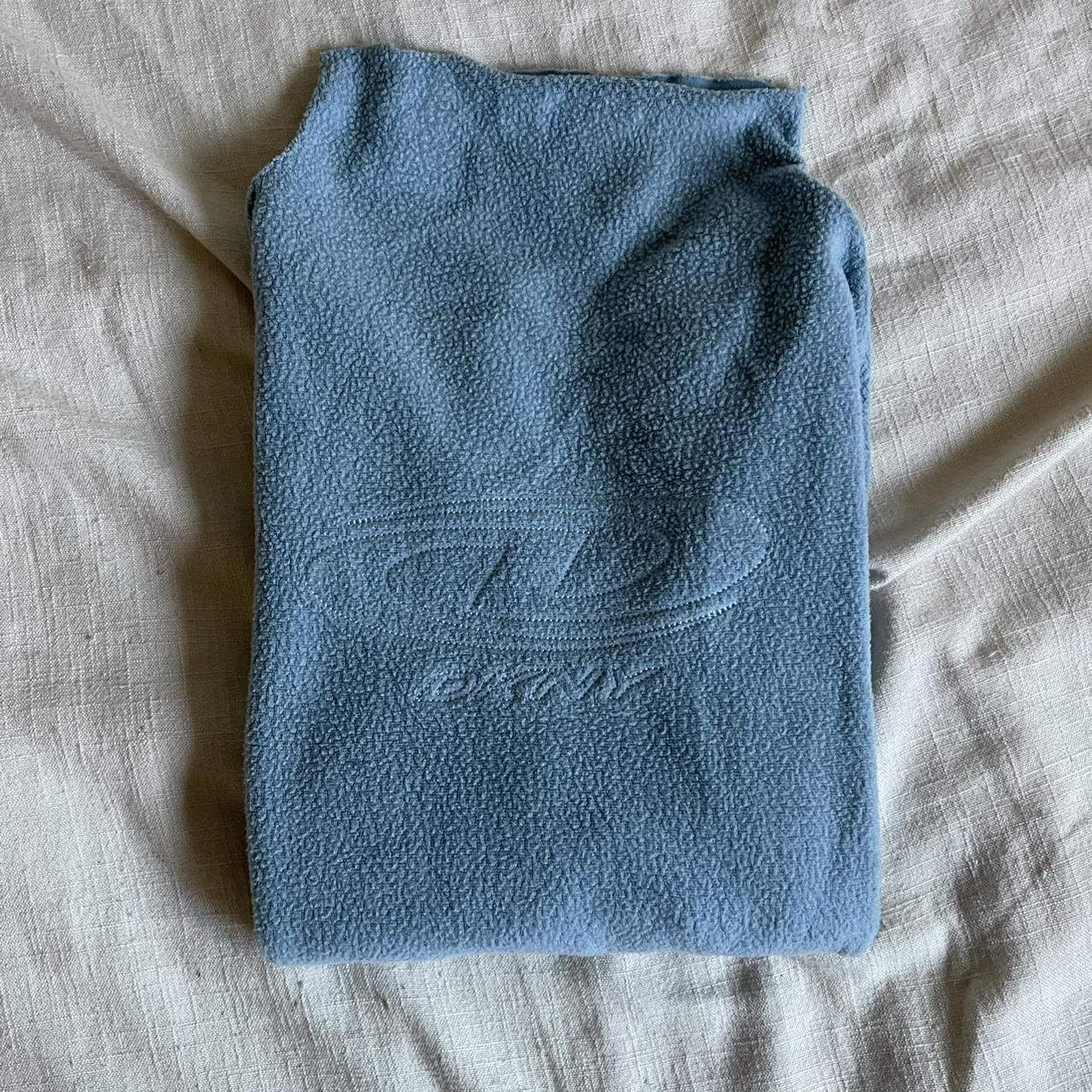DKNY Women's Blue and White Blouse (3)