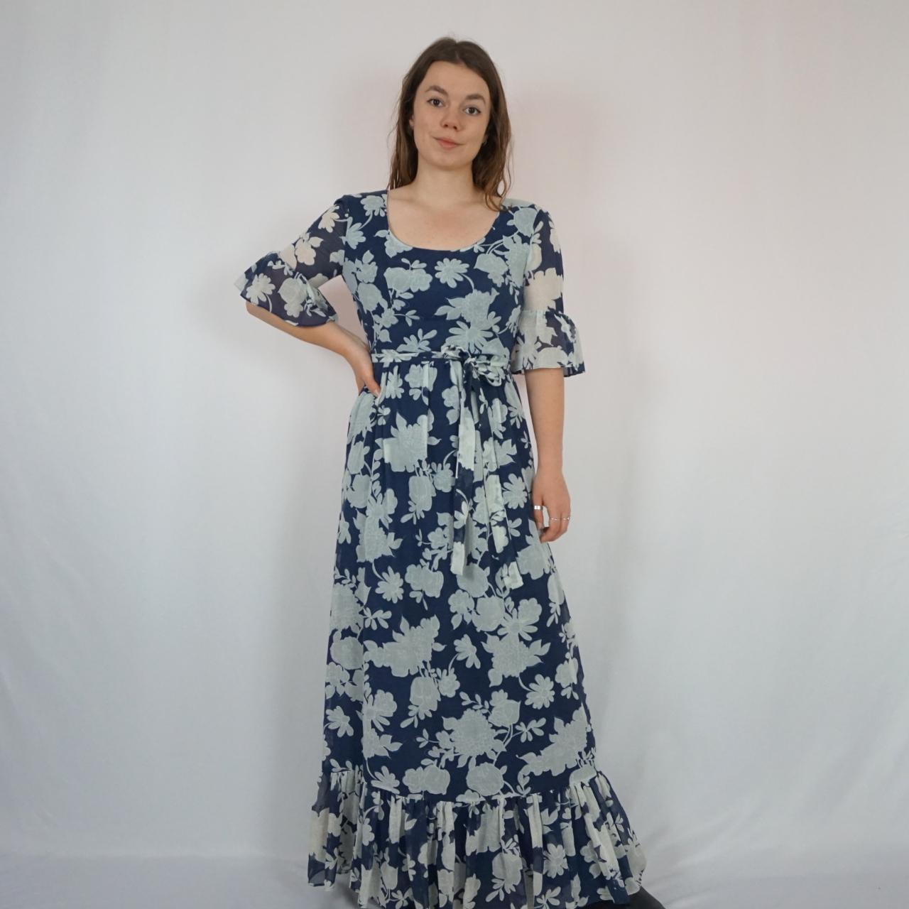 Vintage 70s Debenhams navy blue prairie style maxi