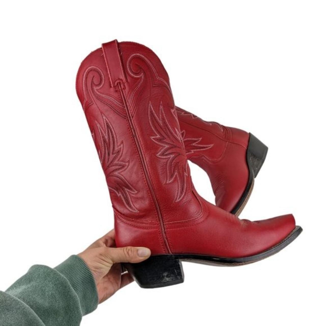 Durango Women's Red Boots Depop
