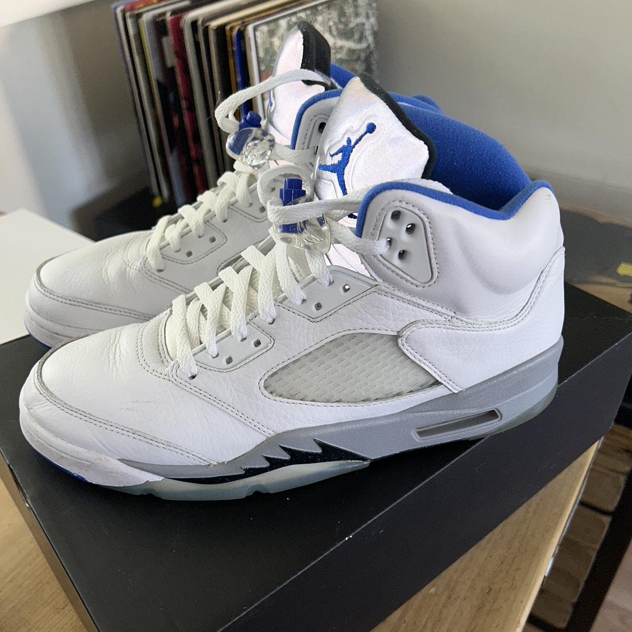 Jordan 5 Retro White Stealth 2021 Size UK 9.5 Great... - Depop