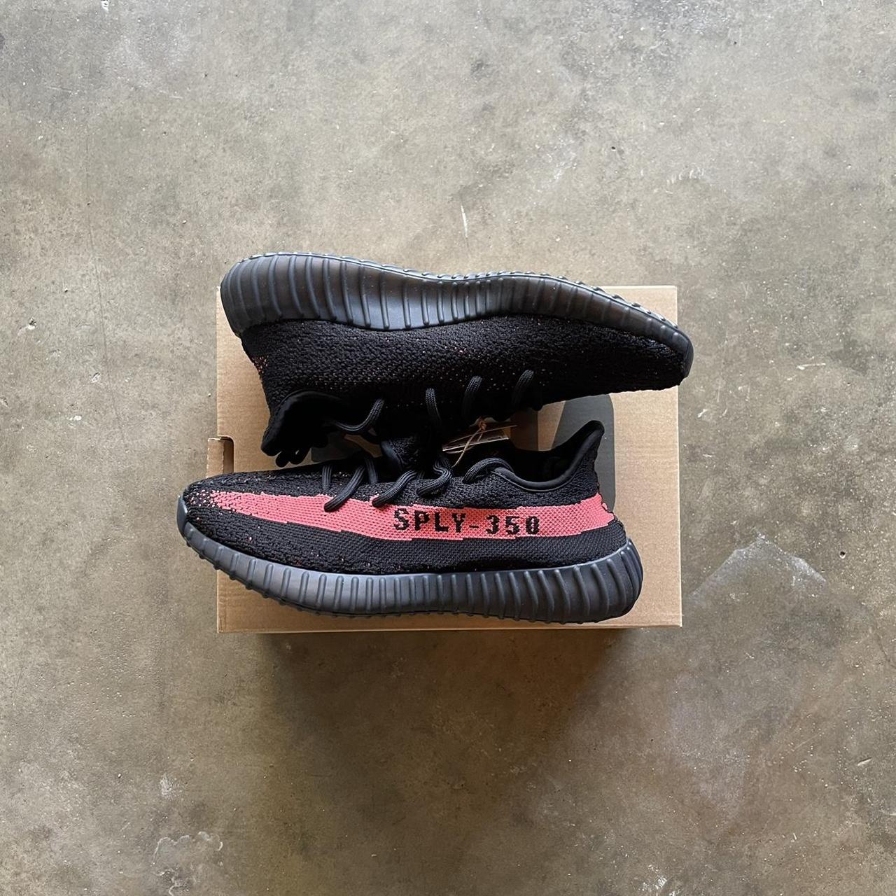 Yeezy trainers store price