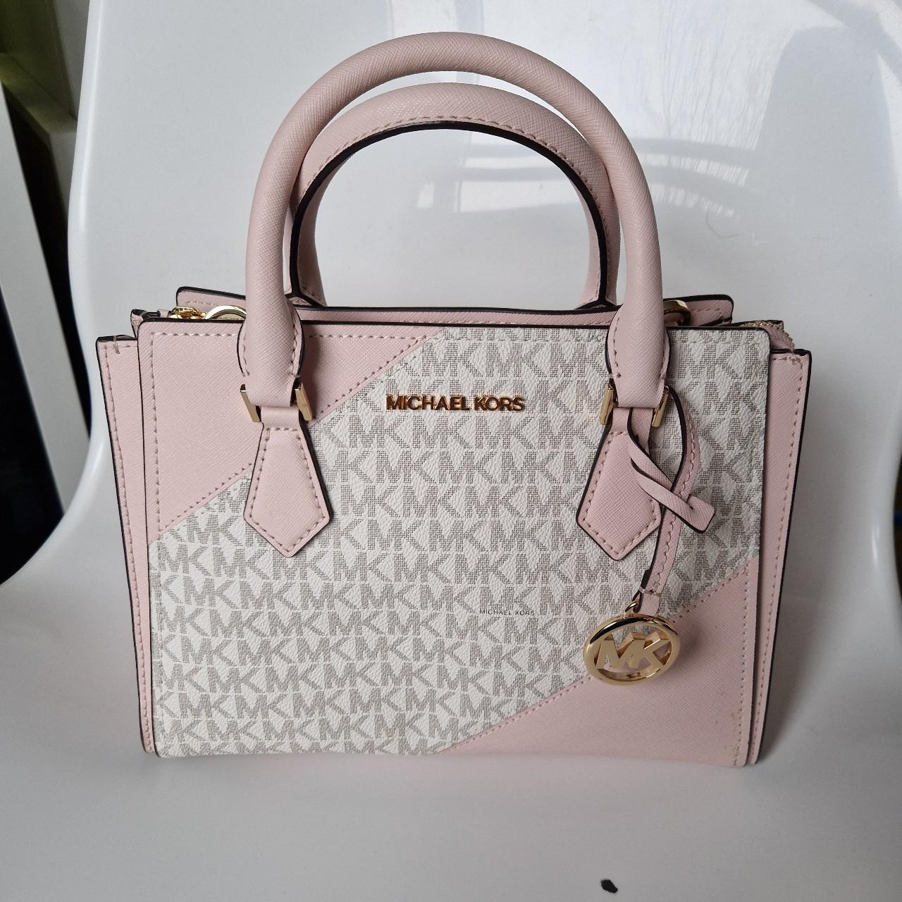 Pink and white michael kors bag used once perfect - Depop