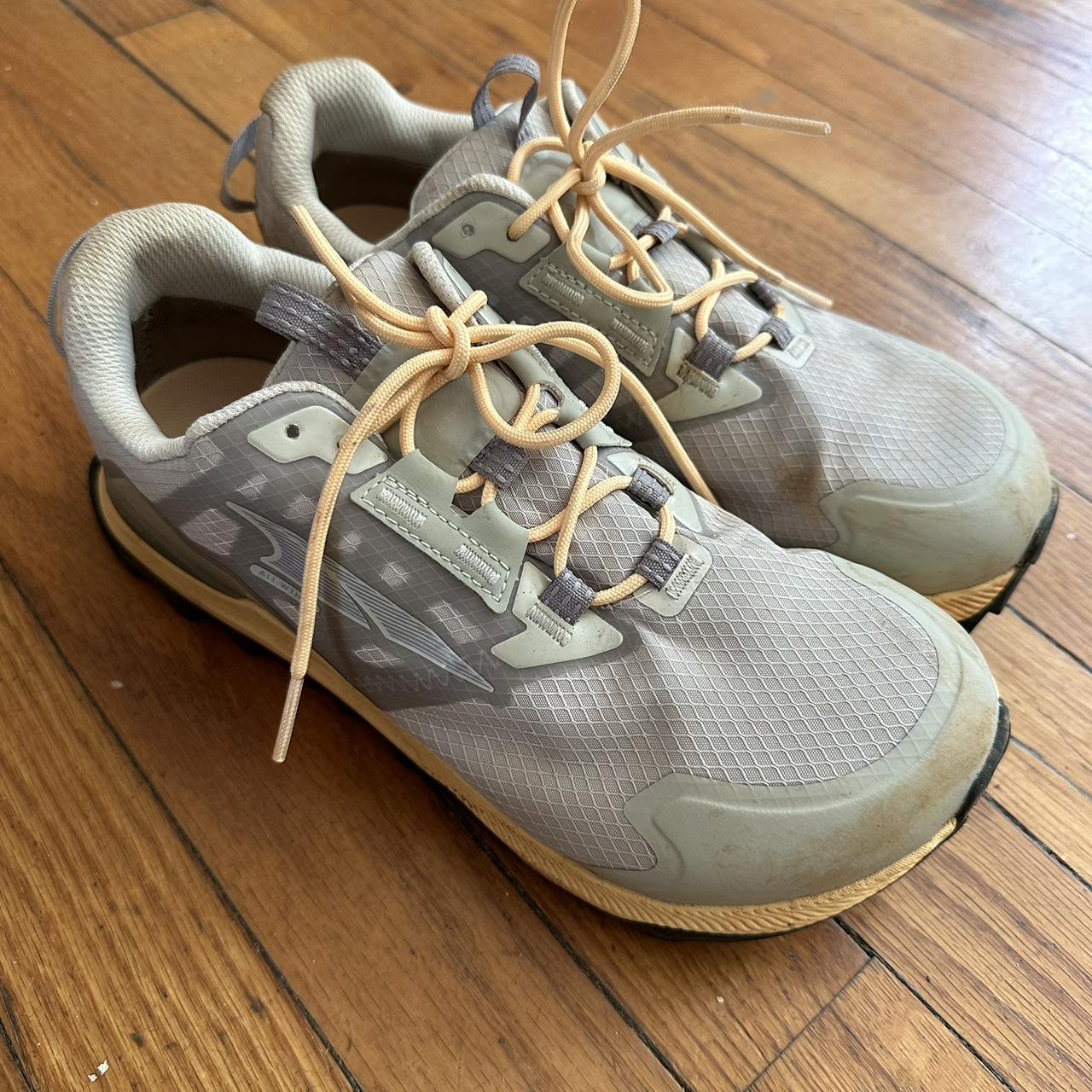 altra hiking shoes womens