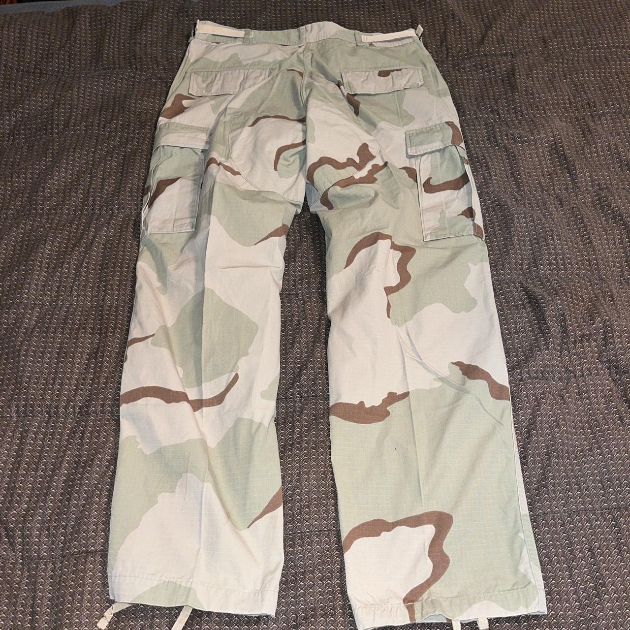 Desert Camo (DCU) cargo pants Size Large - Regular... - Depop