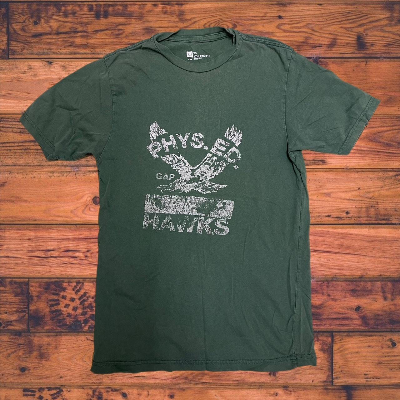 GAP Green Athletic fit Hawks TShirt 🕺🏼 Size XS... Depop