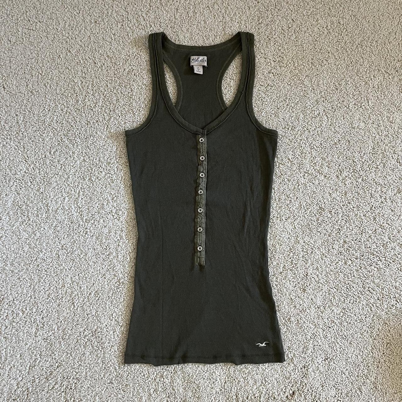 C hollister-tops - Depop