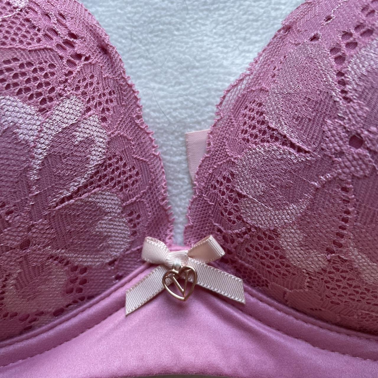 Beautiful Pink Floral Vs Wireless Bra This Is The Depop 