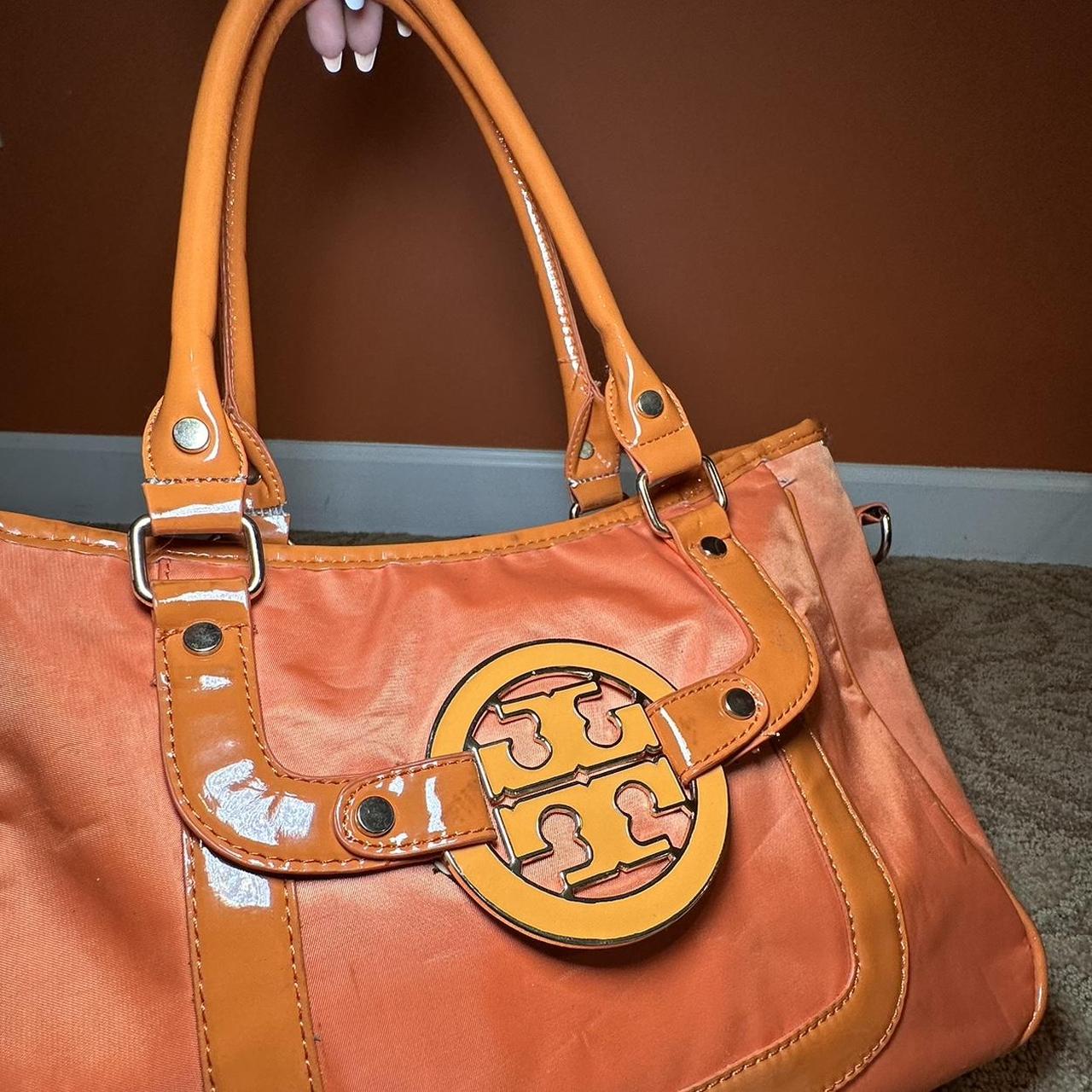 Orange Tory Burch bag no stains It does have a Depop