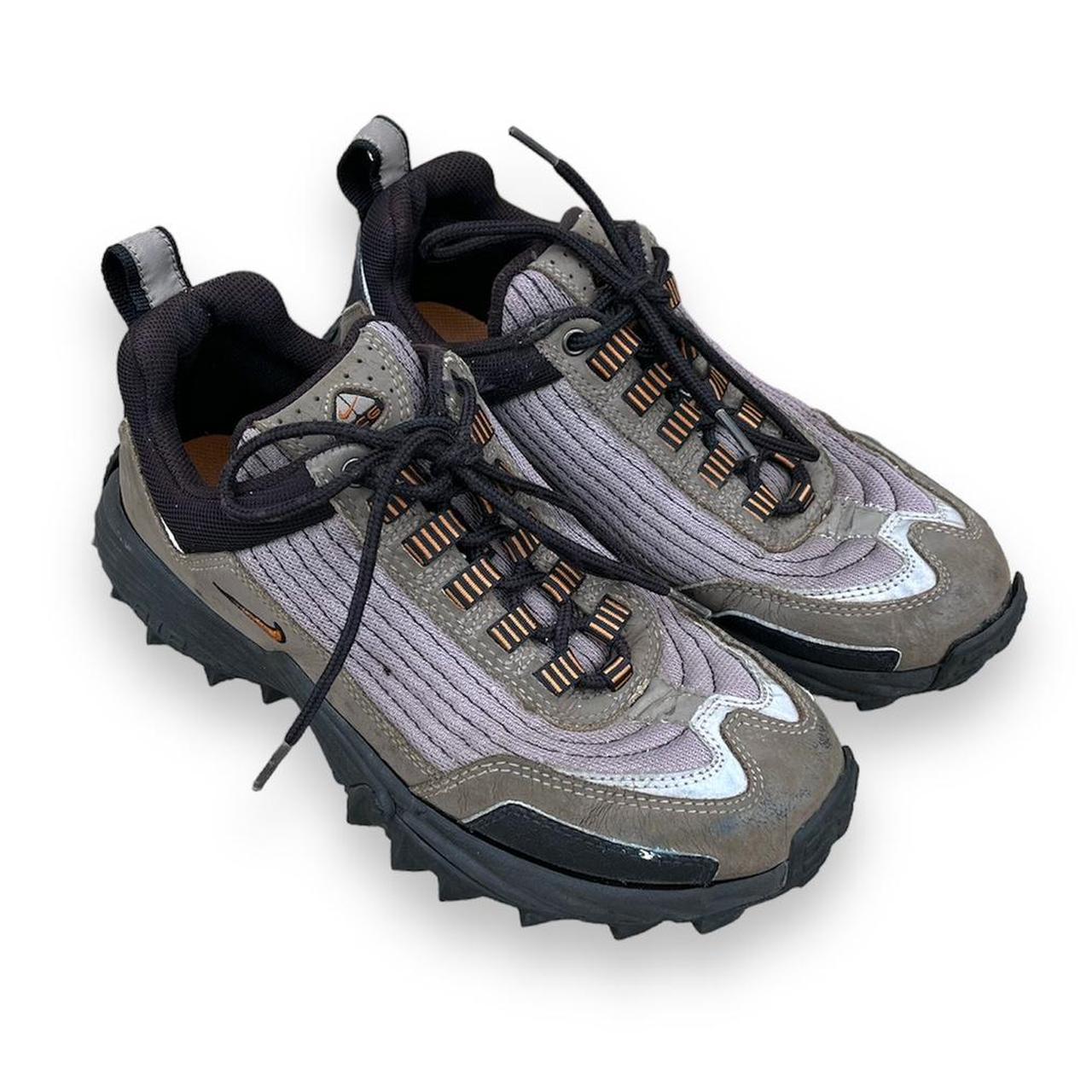acg boots grey