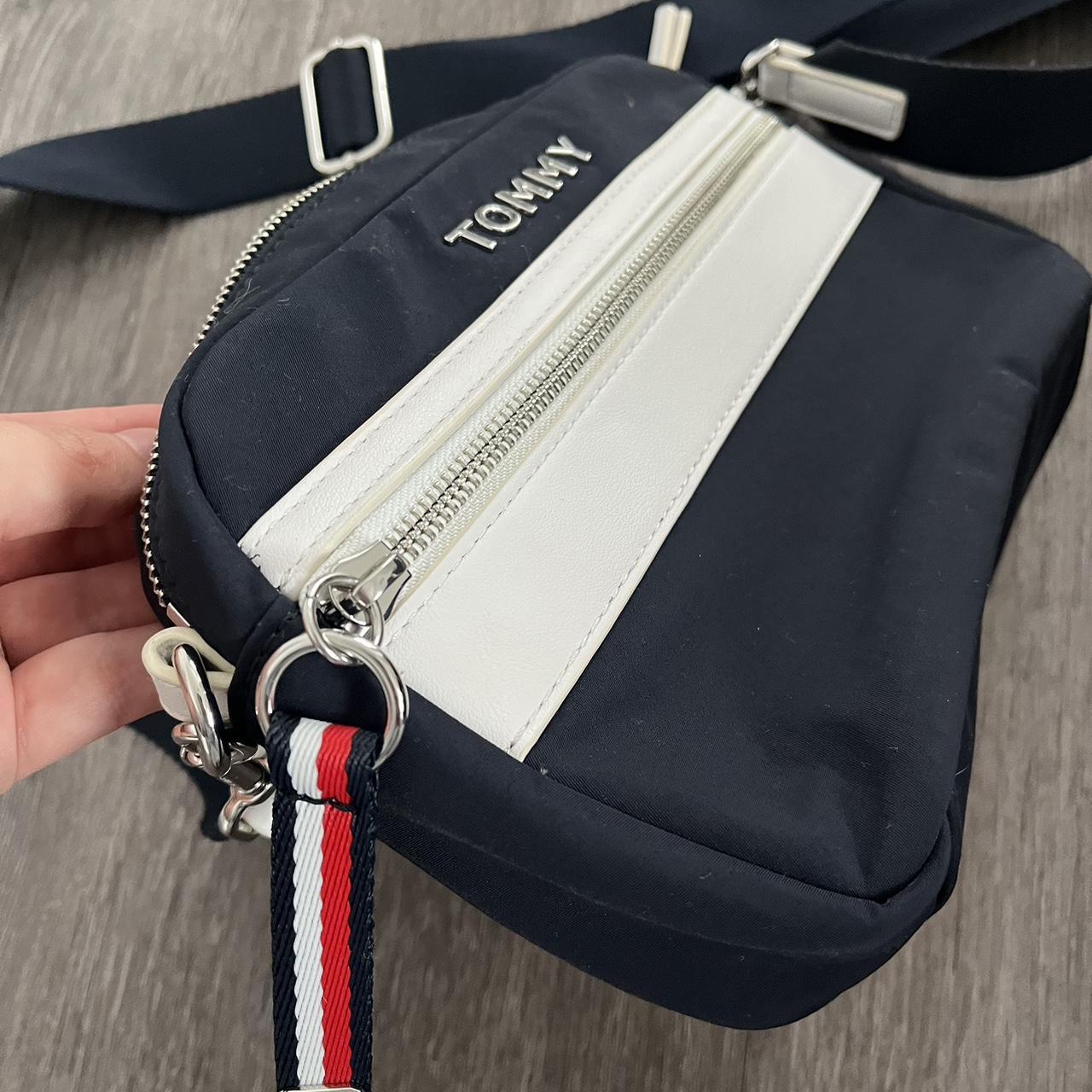 Tommy Hilfiger Women's White and Navy Bag Depop