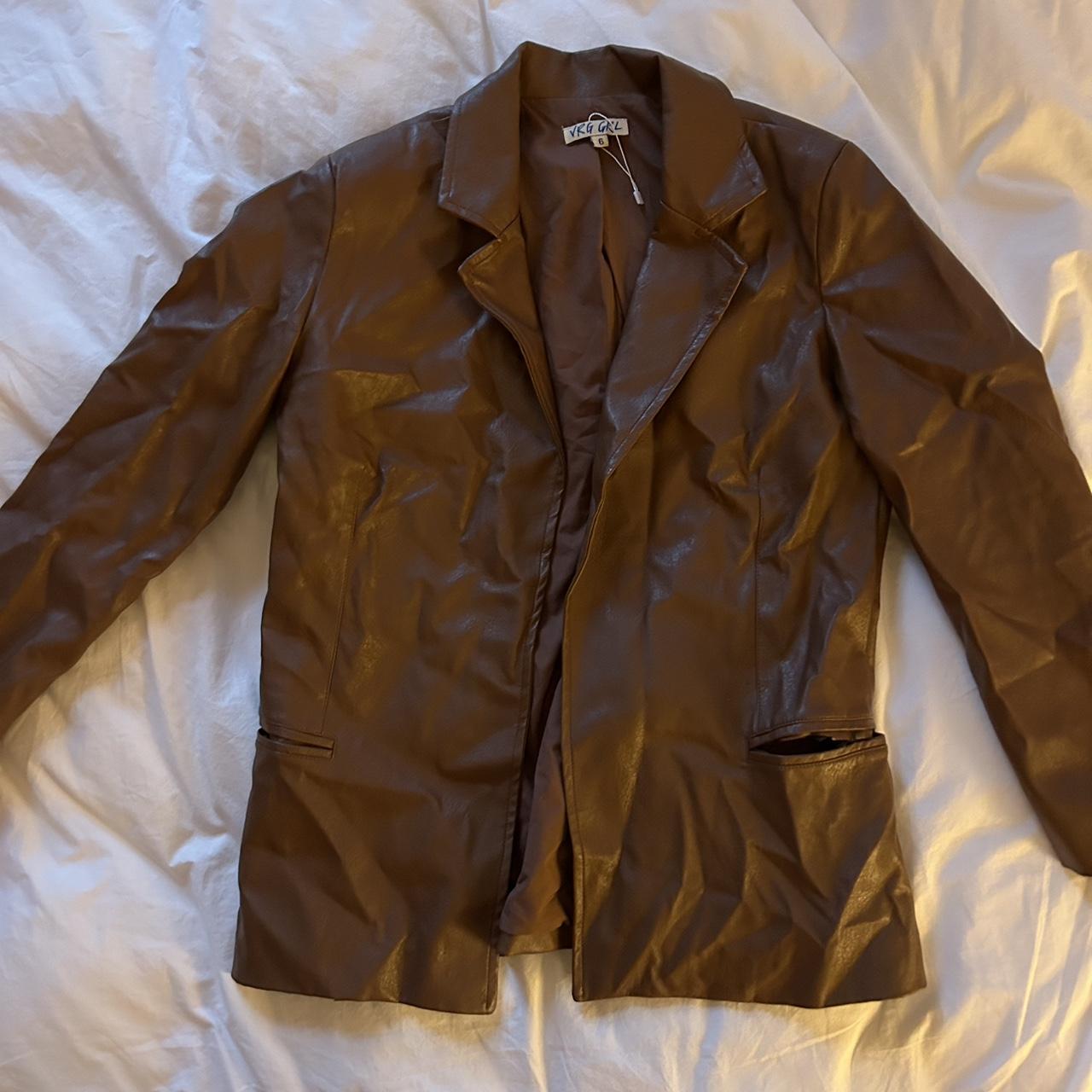item listed by ellahet