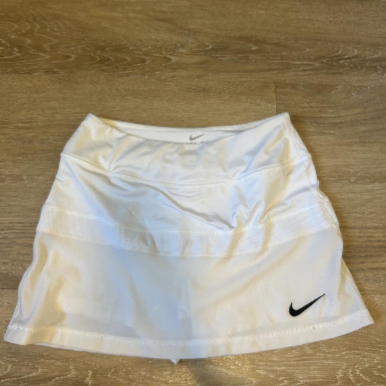 womens white nike tennis skirt