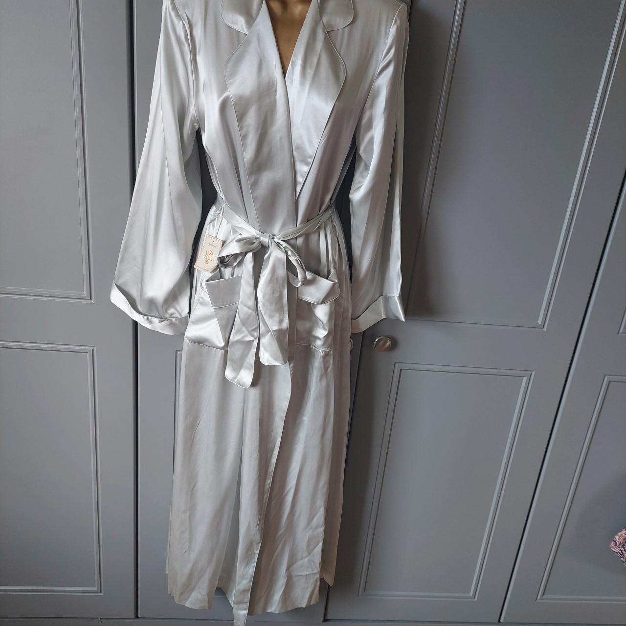 Marks & Spencer Women's Robe Depop