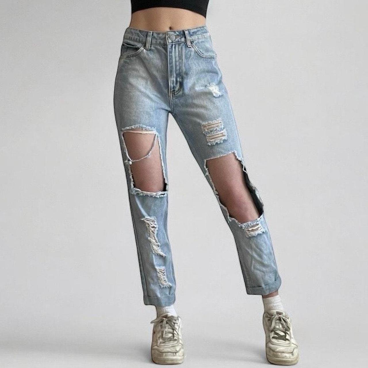 item listed by lizaslooks