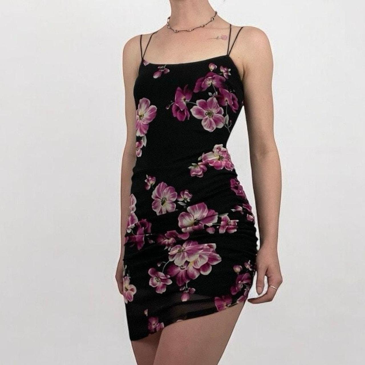 item listed by lizaslooks